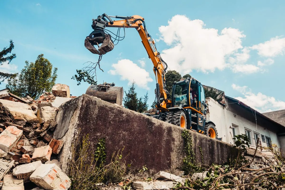 Light Demolition in Tampa Bay FL — Sheds, decks, fences, patios, interior gut-outs.